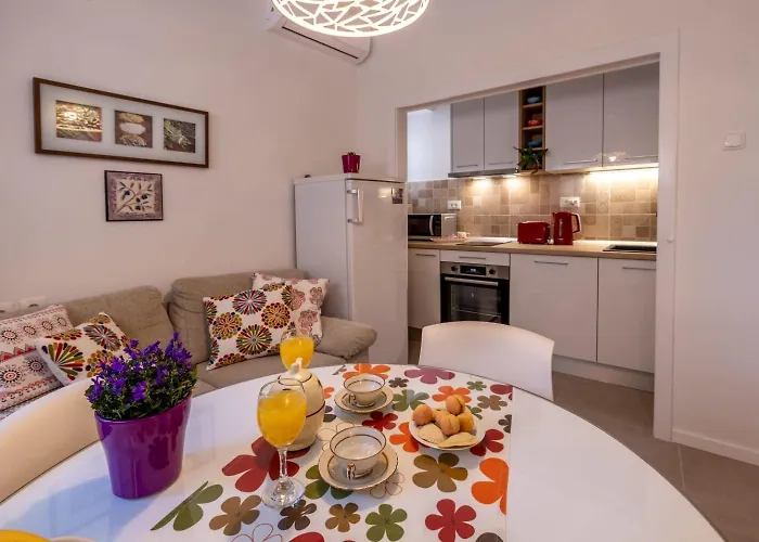 Ljubav * Макарска